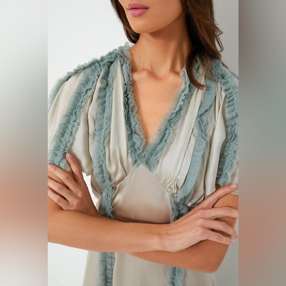 The GREAT Silver with Icy Blue The Dancehall Dress - Picture 5 of 12